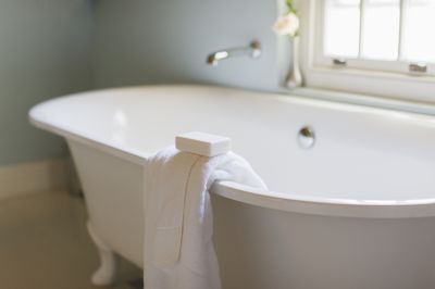 Tub Reglazing detail